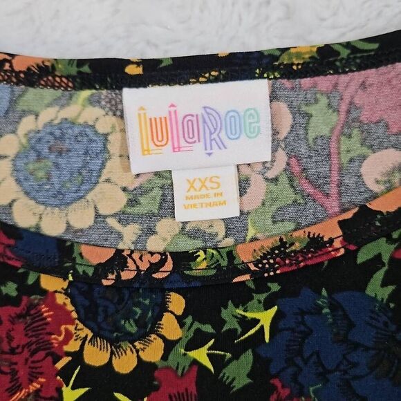 Oversize Tunic Length Lularoe Irma XXS Floral Print Drop Tail Hem bum coverage - Picture 2 of 6